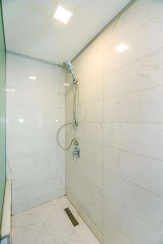 Апартаменты VIP Hotel Apartment in Port Baku Residance 4 bedroom Баку Апартаменты-18