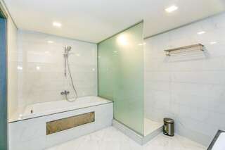 Апартаменты VIP Hotel Apartment in Port Baku Residance 4 bedroom Баку Апартаменты-19