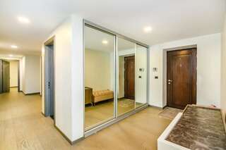 Апартаменты VIP Hotel Apartment in Port Baku Residance 4 bedroom Баку Апартаменты-29
