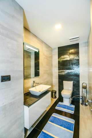 Апартаменты VIP Hotel Apartment in Port Baku Residance 4 bedroom Баку Апартаменты-42