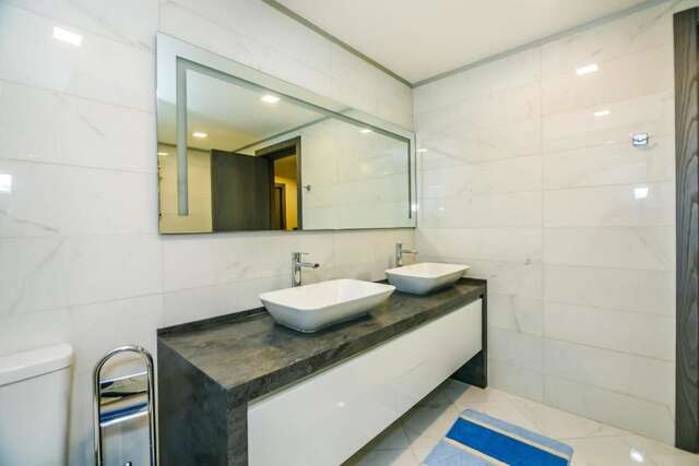 Апартаменты VIP Hotel Apartment in Port Baku Residance 4 bedroom Баку-111